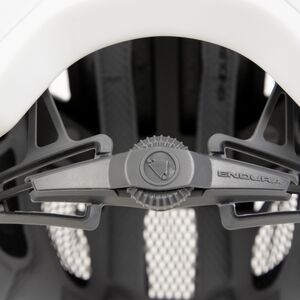 Endura Hummvee Plus MIPS® Helmet White click to zoom image